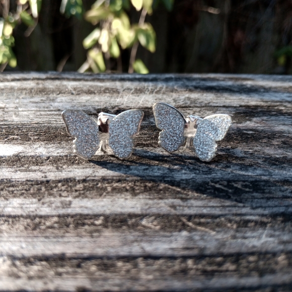 Claire's Butterfly Clip On Earrings - Picture 1 of 3